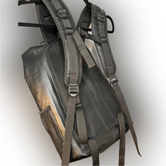 GYMVMT Backpack - Picture 3 of 7